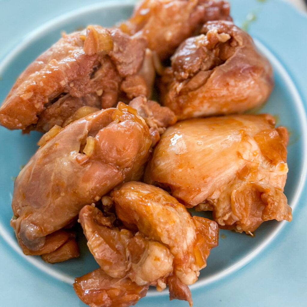 Cooked chicken thighs
