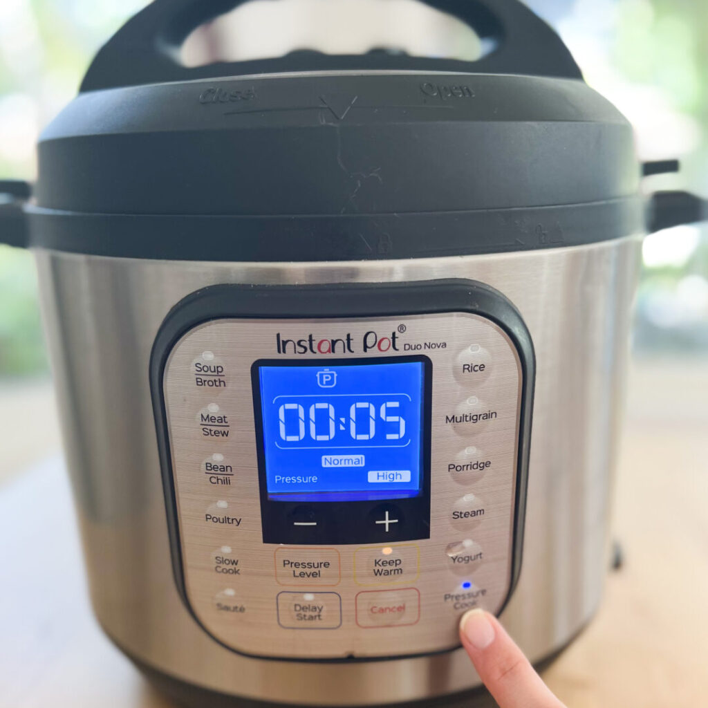 Instant Pot set to pressure cook for 5 minutes.